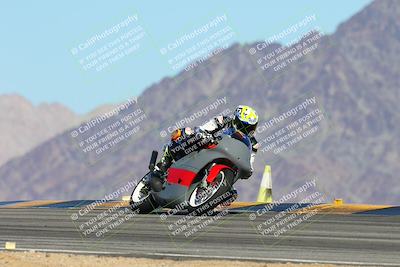 media/Feb-03-2024-SoCal Trackdays (Sat) [[767c60a41c]]/4-Turn 9 Set 1 (1040am)/